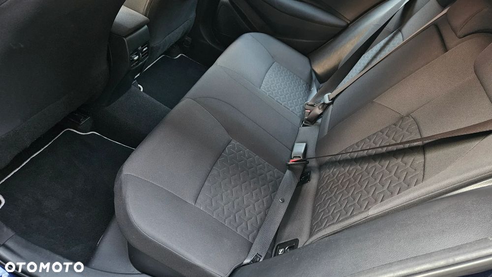Toyota Corolla - 11