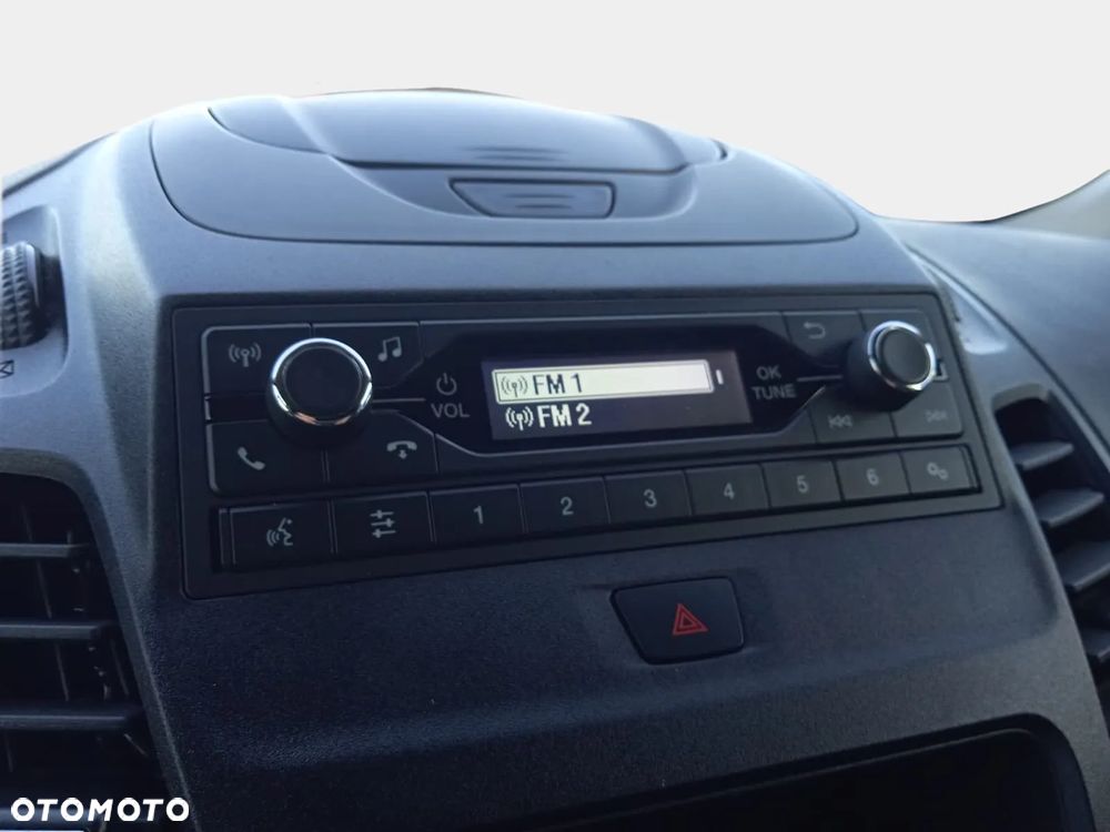 Ford Transit Connect - 21
