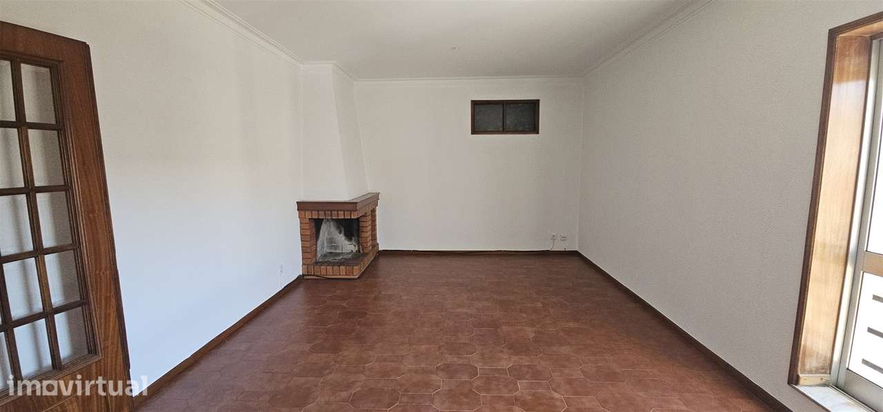 T2+1 para Arrendamento em Ferreiros, Braga - Grande imagem: 2/15