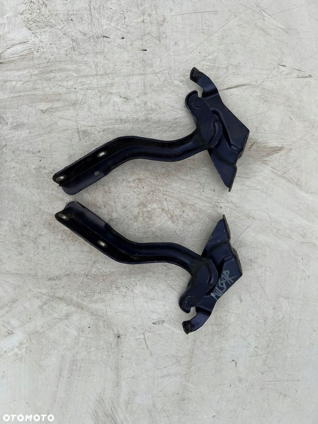 ZAWIASY MASKI LEWY PRAWY KOMPLET NISSAN PULSAR 14- - 1