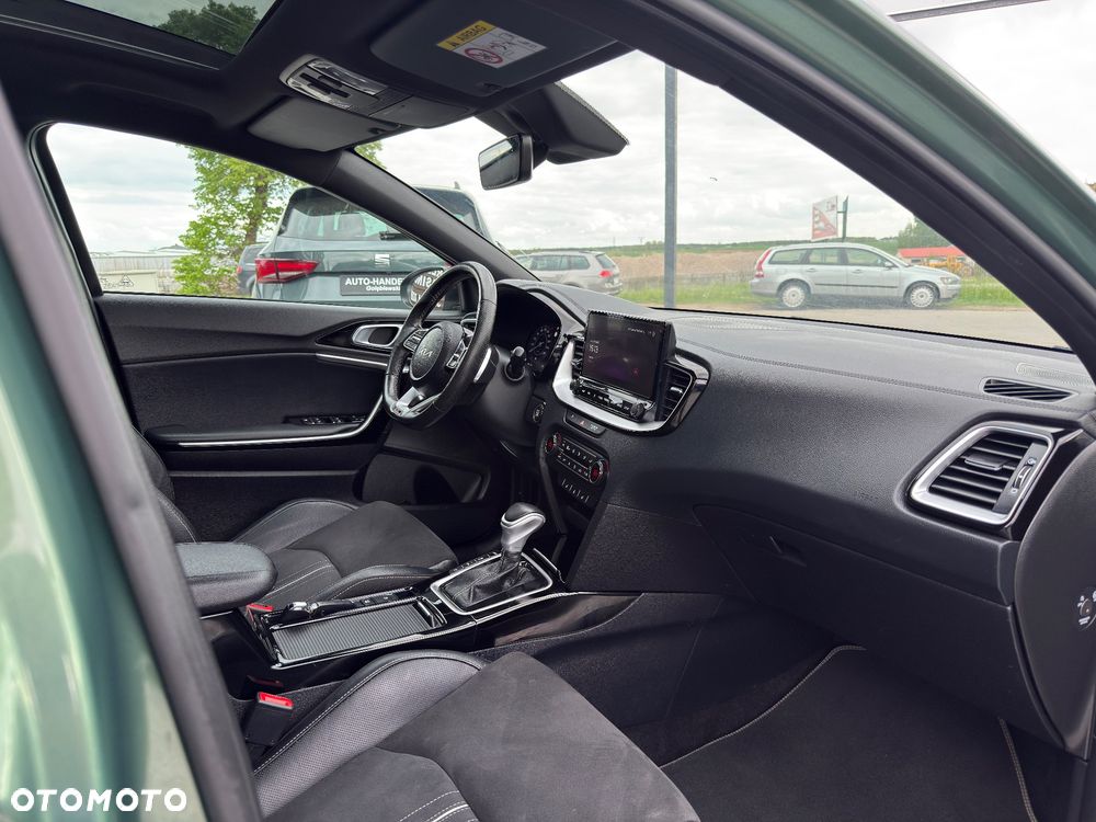 Kia Ceed 1.5 T-GDI DCT7 OPF GT Line - 20