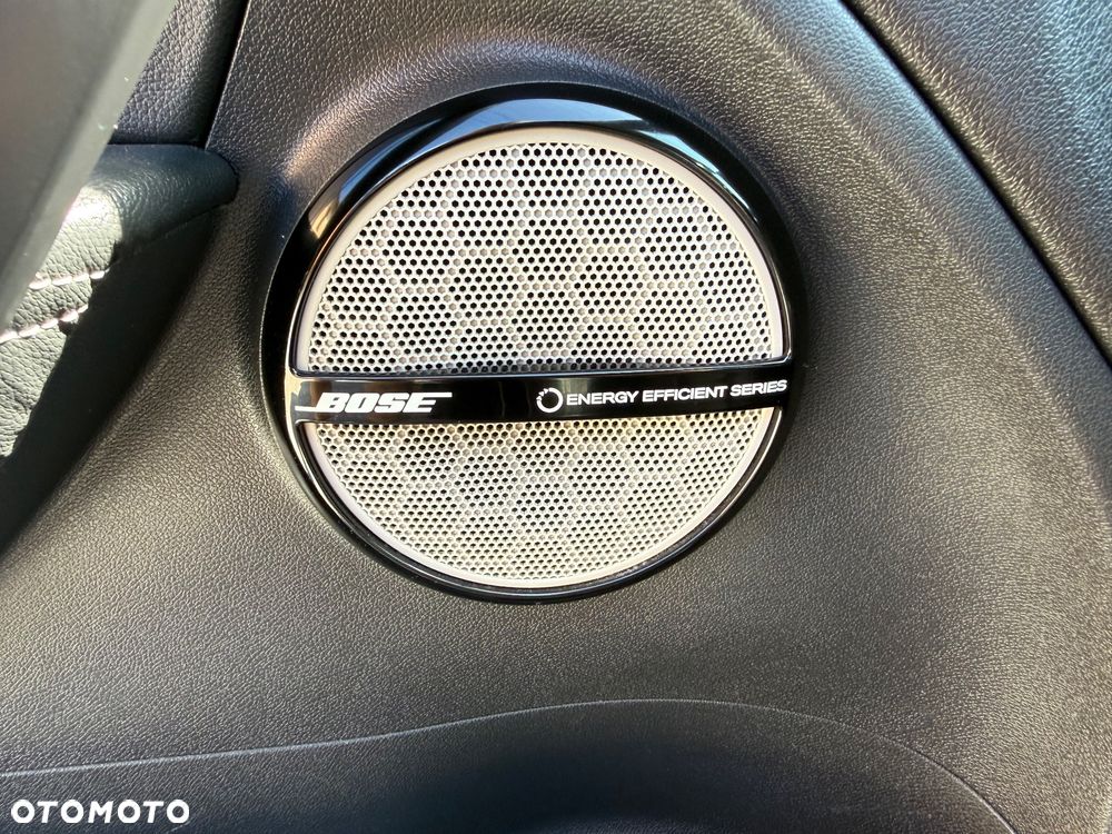 Renault Megane ENERGY TCe 130 BOSE EDITION - 18