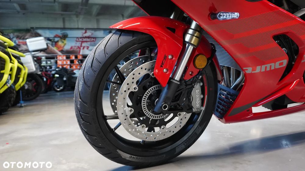 QJMOTOR SRK 800RR - 11
