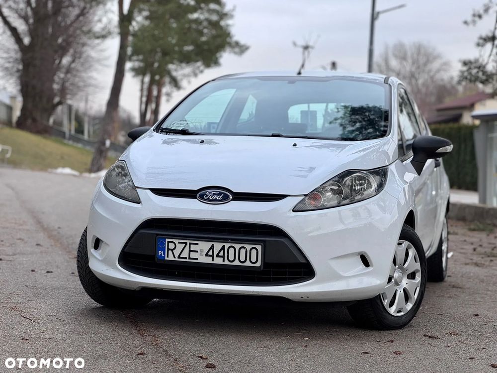 Ford Fiesta 1.4 TDCi Ambiente - 2