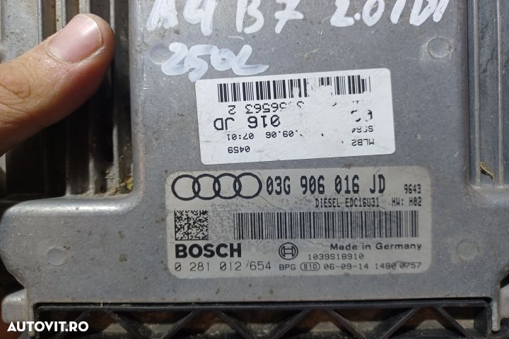 Calculator motor ECU 03G906016JD 0281012654 - 2.0 TDI 03G906016JD 028 - 3