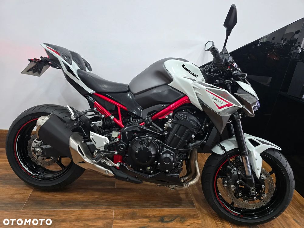 Kawasaki Z - 32