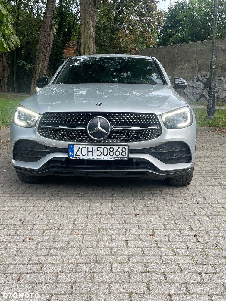 Mercedes-Benz GLC - 12
