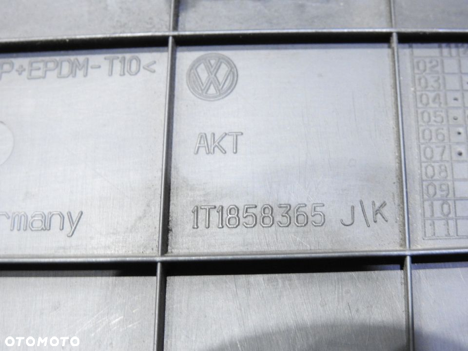 OSŁONA KONSOLI POD KIEROWNICE VW TOURAN LIFT - 9