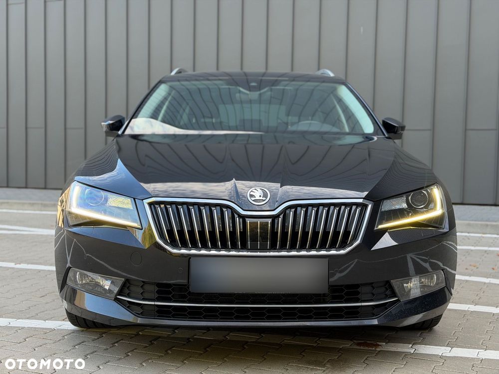Skoda Superb 2015 photo 2
