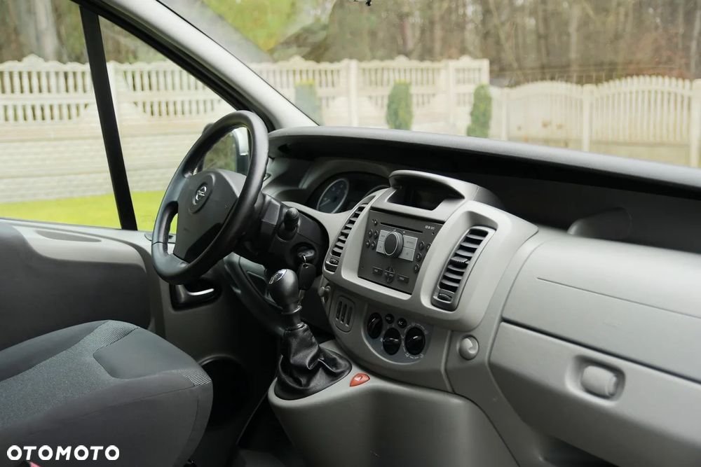 Opel Vivaro - 22