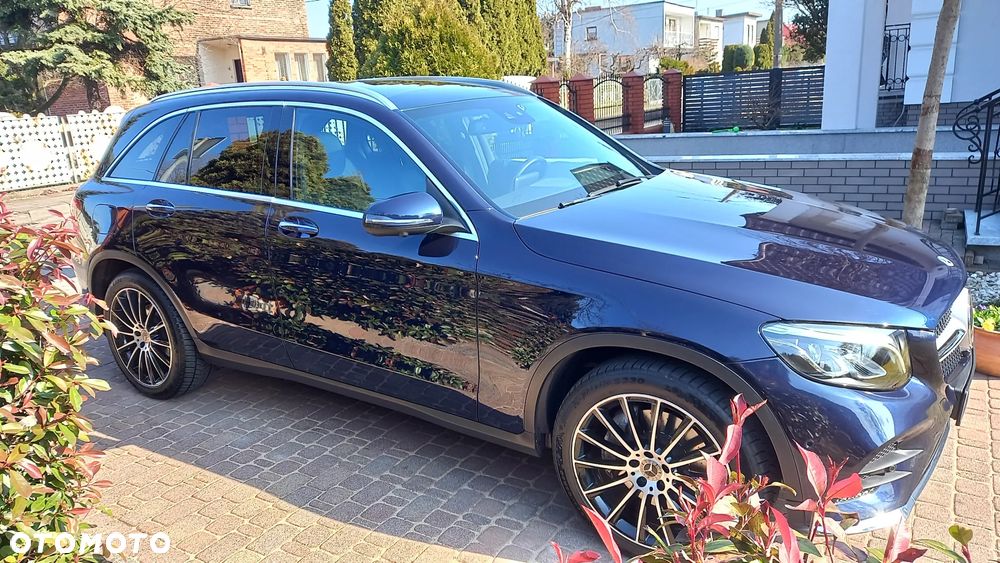 Mercedes-Benz GLC 250 d 4Matic 9G-TRONIC AMG Line - 28