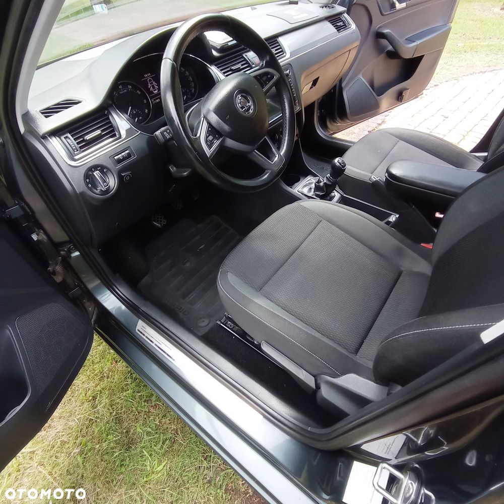 Skoda RAPID 1.2 Ambition - 7