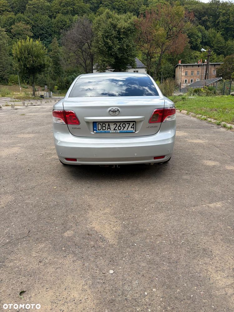 Toyota Avensis 2.0 Prestige NAVI - 4