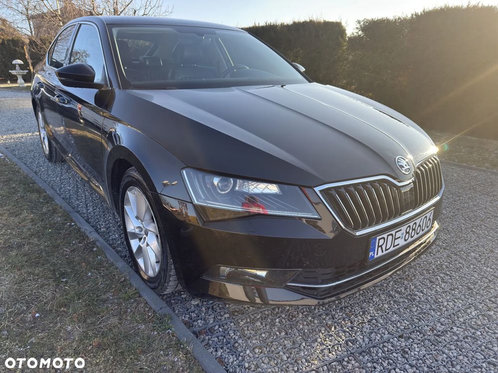 Skoda Superb 2.0 TDI Ambition DSG7 - 2