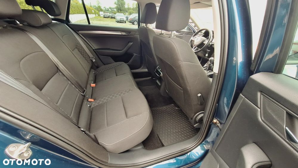 Skoda Superb 1.6 TDI Ambition - 15