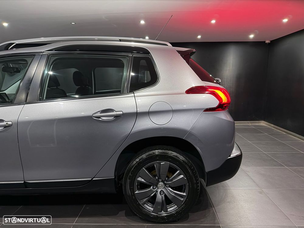 Peugeot 2008 1.2 PureTech Active - 5