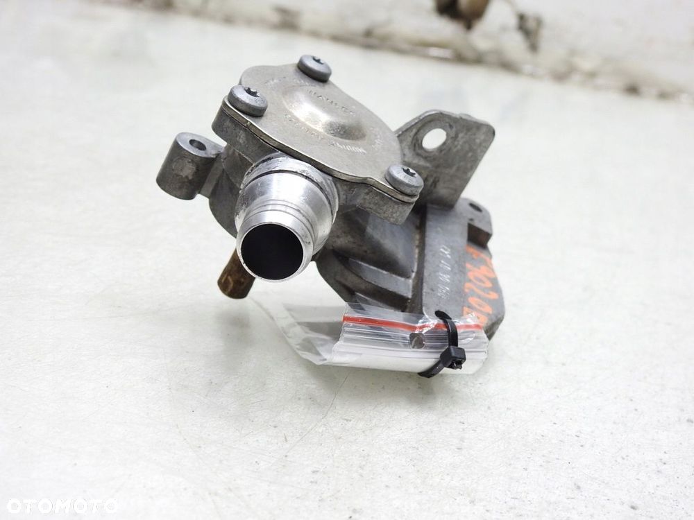 TERMOSTAT CHŁODNICZKI OLEJU SKRZYNI BMW 3 E90 2.0D - 3