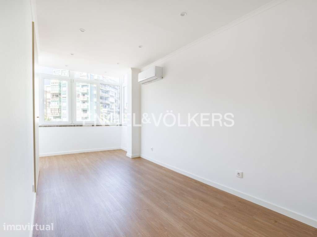 Apartamento T3 em Almada - Grande imagem: 2/28