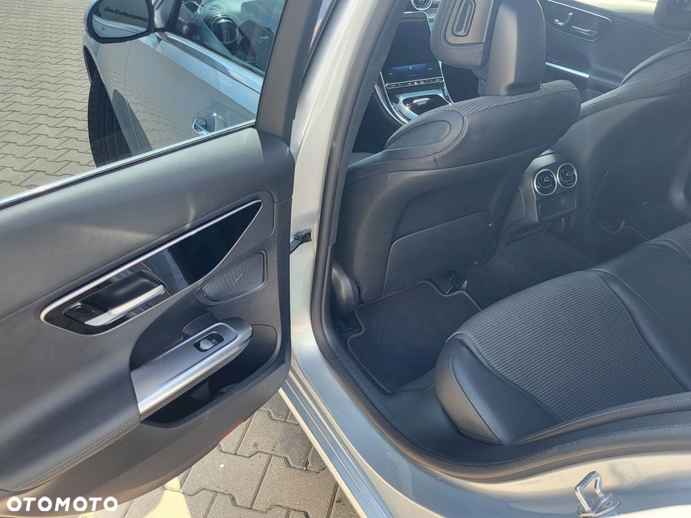 Mercedes-Benz Klasa C 220 d mHEV 4-Matic Avantgarde - 13