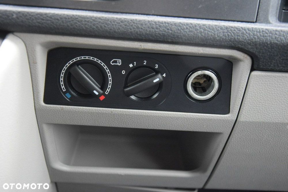 Volkswagen Transporter Caravelle DSG Kurz Highline - 38