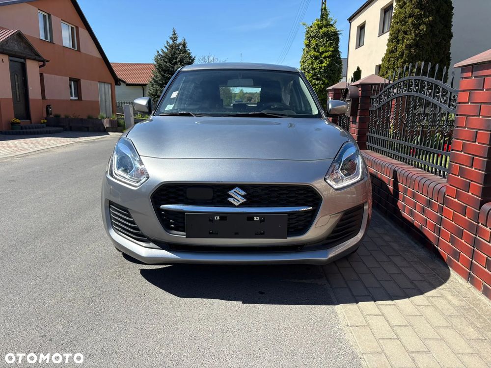 Suzuki Swift - 8