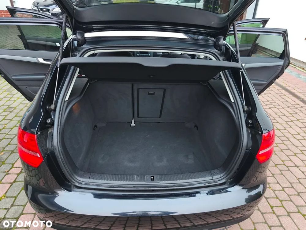 Audi A3 Sportback 1.6 Attraction - 22