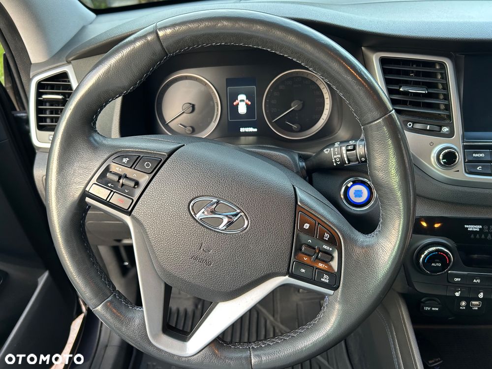 Hyundai Tucson 2.0 CRDI Comfort 4WD - 23