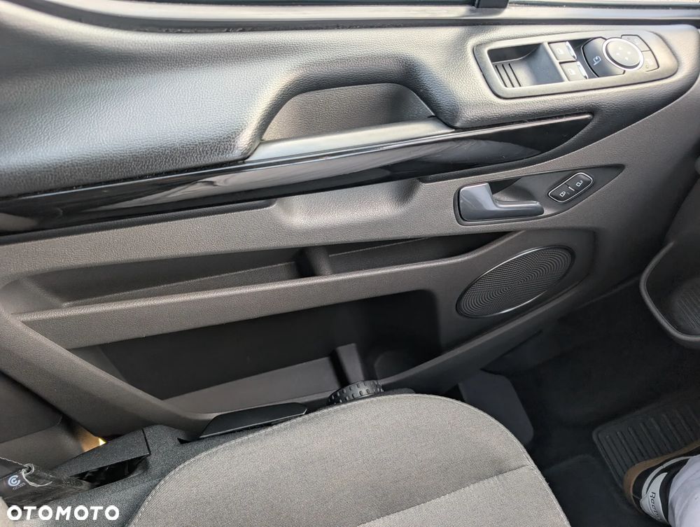 Ford Tourneo Custom 2.0 EcoBlue 320 L2 Titanium - 14