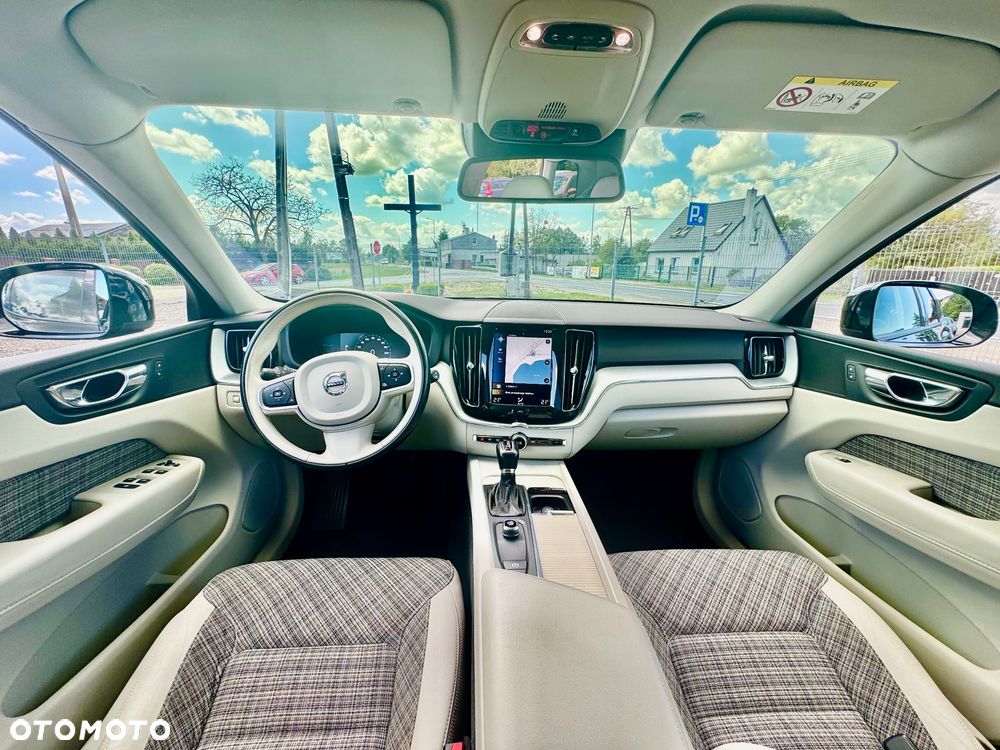 Volvo XC 60 D4 AWD Geartronic Momentum - 15