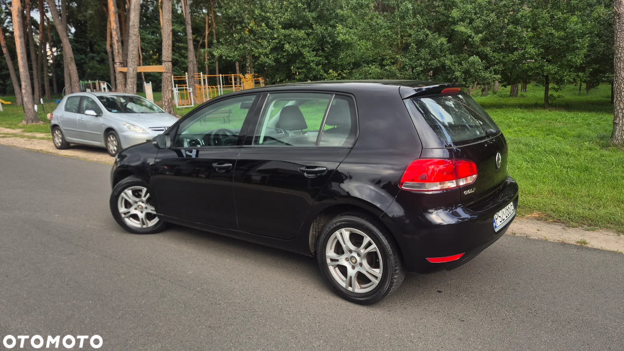 Volkswagen Golf V 1.6 Comfortline - 14