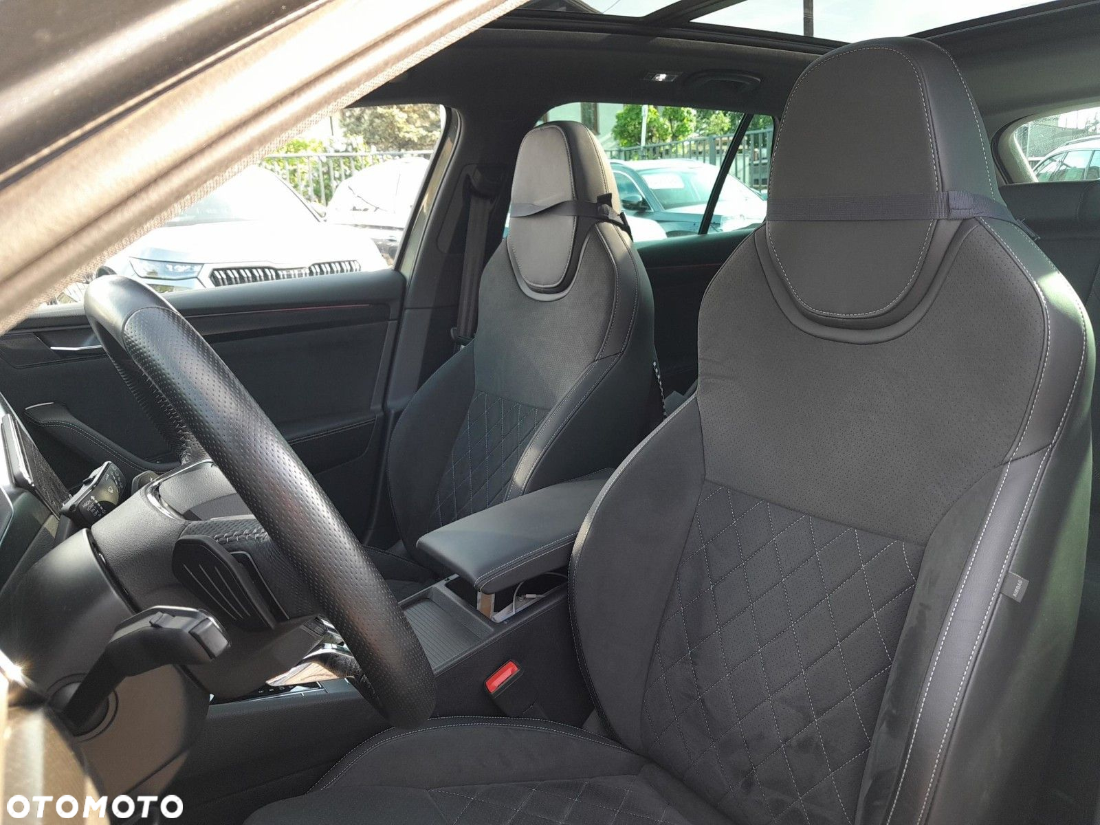 Skoda Superb 1.5 TSI Sportline DSG - 11