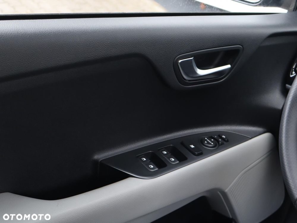 Kia Stonic - 15