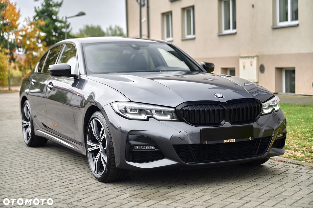 BMW Seria 3 320d xDrive M Sport Shadow - 21