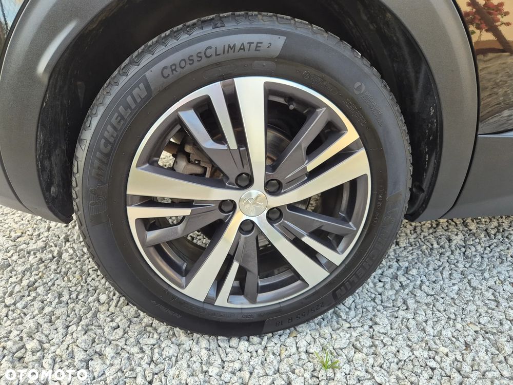 Peugeot 3008 1.6 PureTech Hybrid PHEV Allure Pack S&S EAT8 - 10