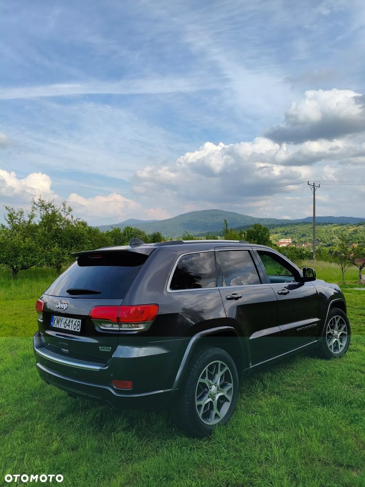 Jeep Grand Cherokee - 8