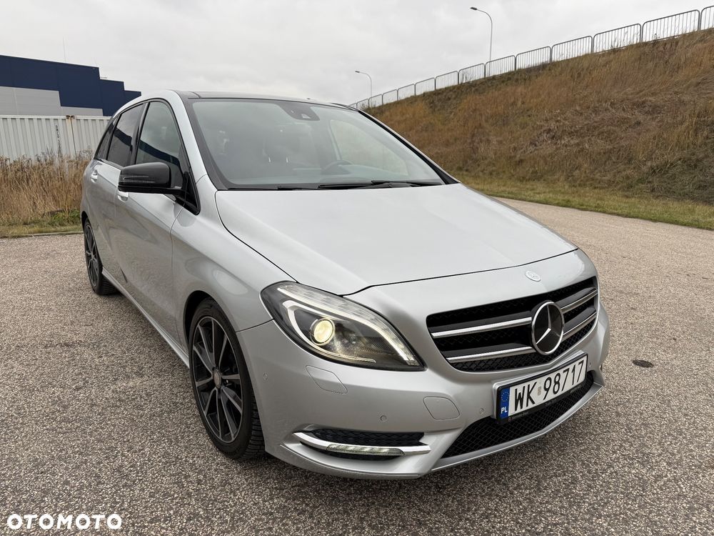 Mercedes-Benz B-Class 2013 photo 3