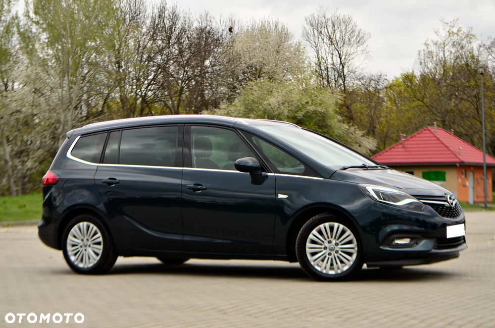 Opel Zafira 1.4 T Cosmo EU6 - 14