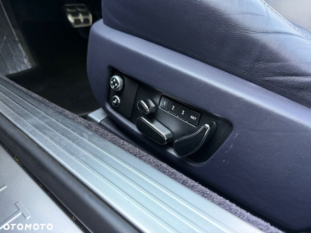 Bentley Continental GT Standard - 15