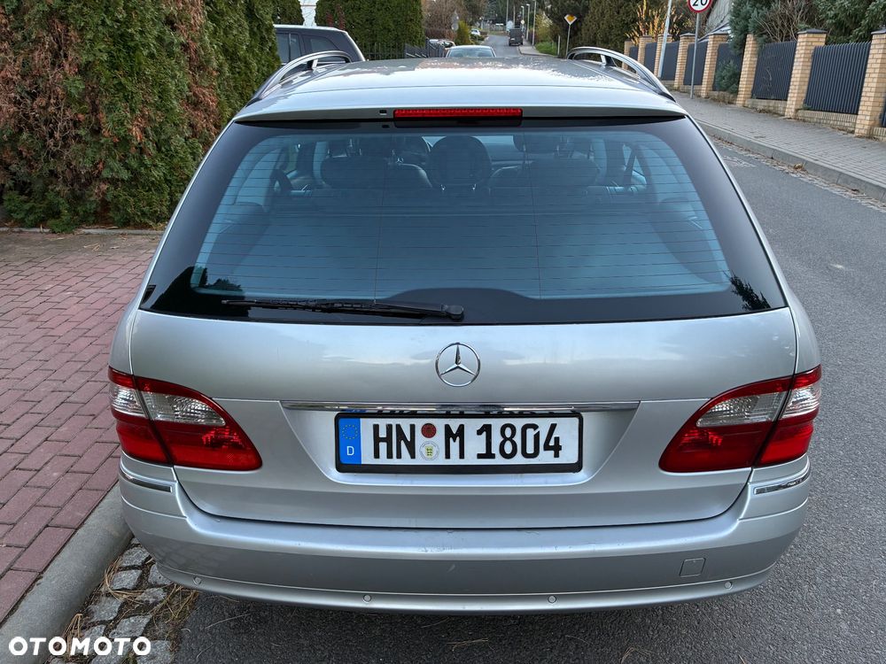 Mercedes-Benz Klasa E - 9