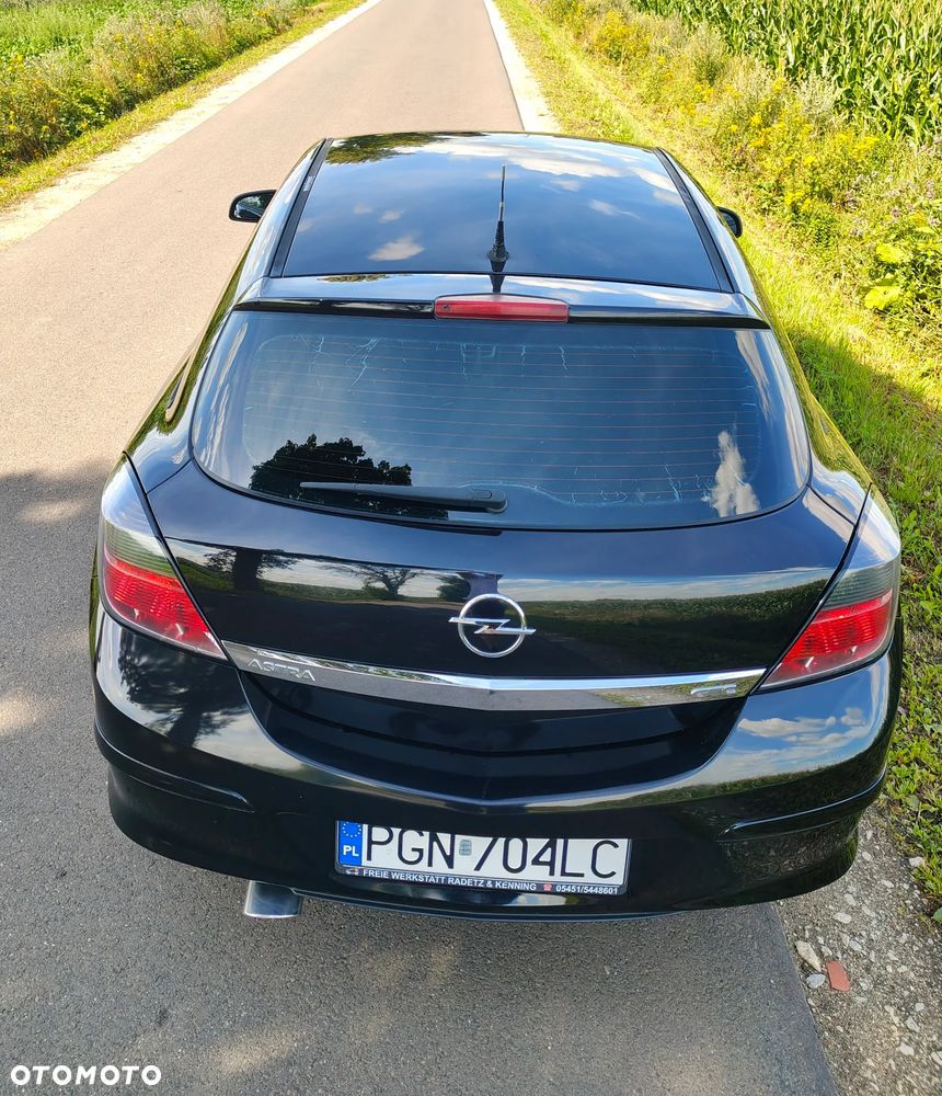 Opel Astra 1.6 Sport - 21
