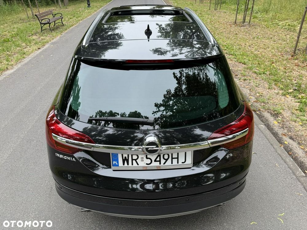 Opel Insignia - 10