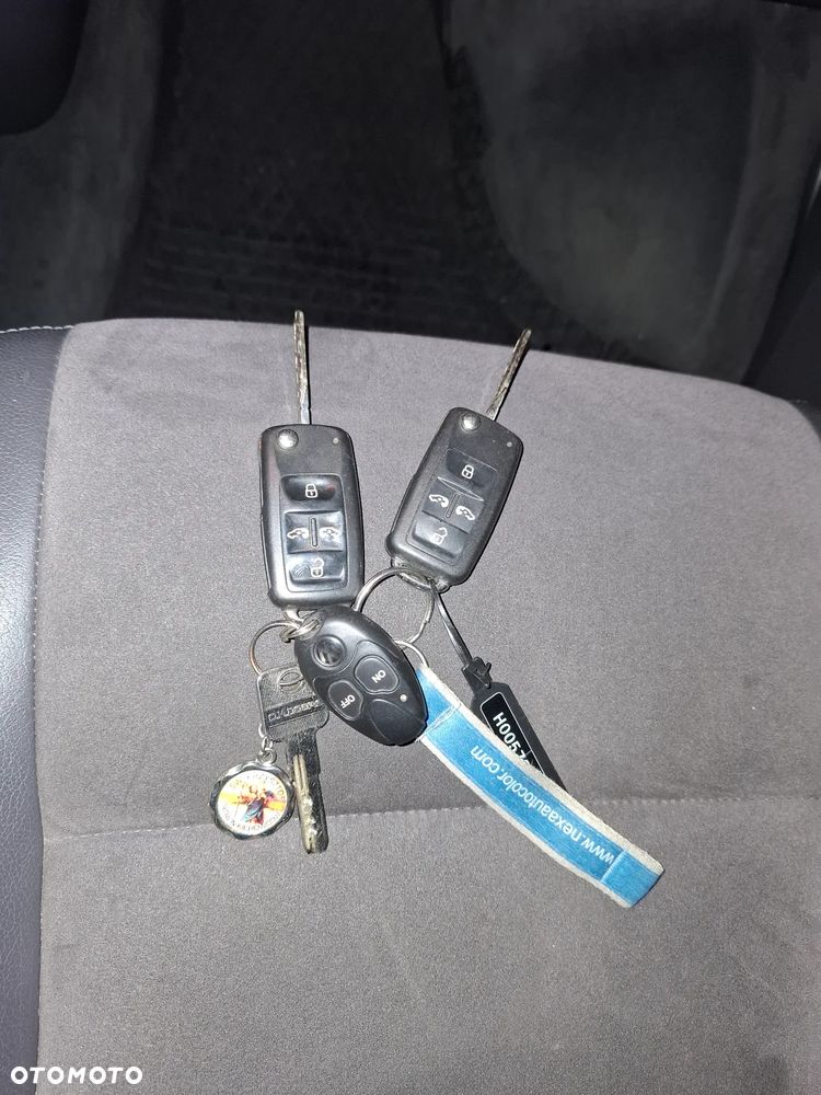 Volkswagen Multivan - 24