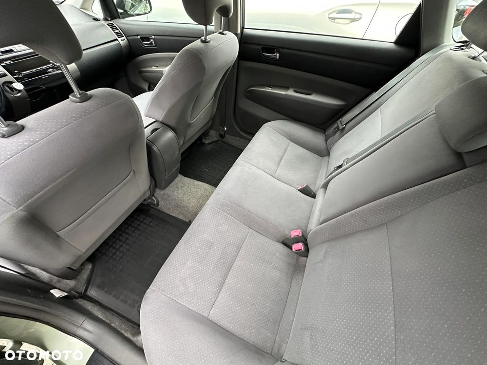 Toyota Prius 1.5 VVT-i Sol - 20