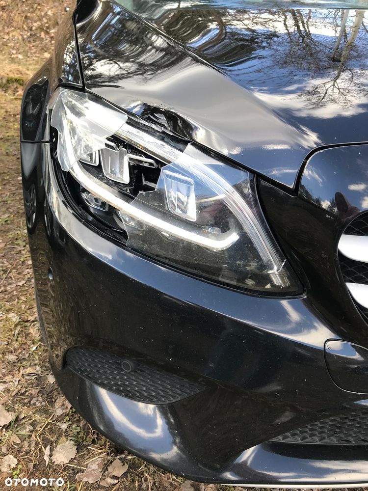 Mercedes-Benz Klasa C 180 d 9G-TRONIC - 24