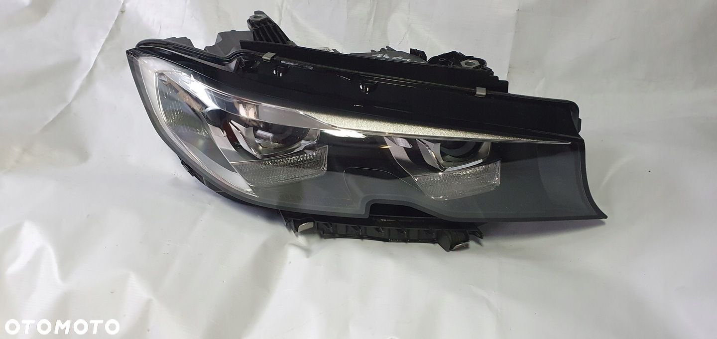 BMW 3 G20 G21 LAMPA PRAWA PRZÓD 8496150 - 1