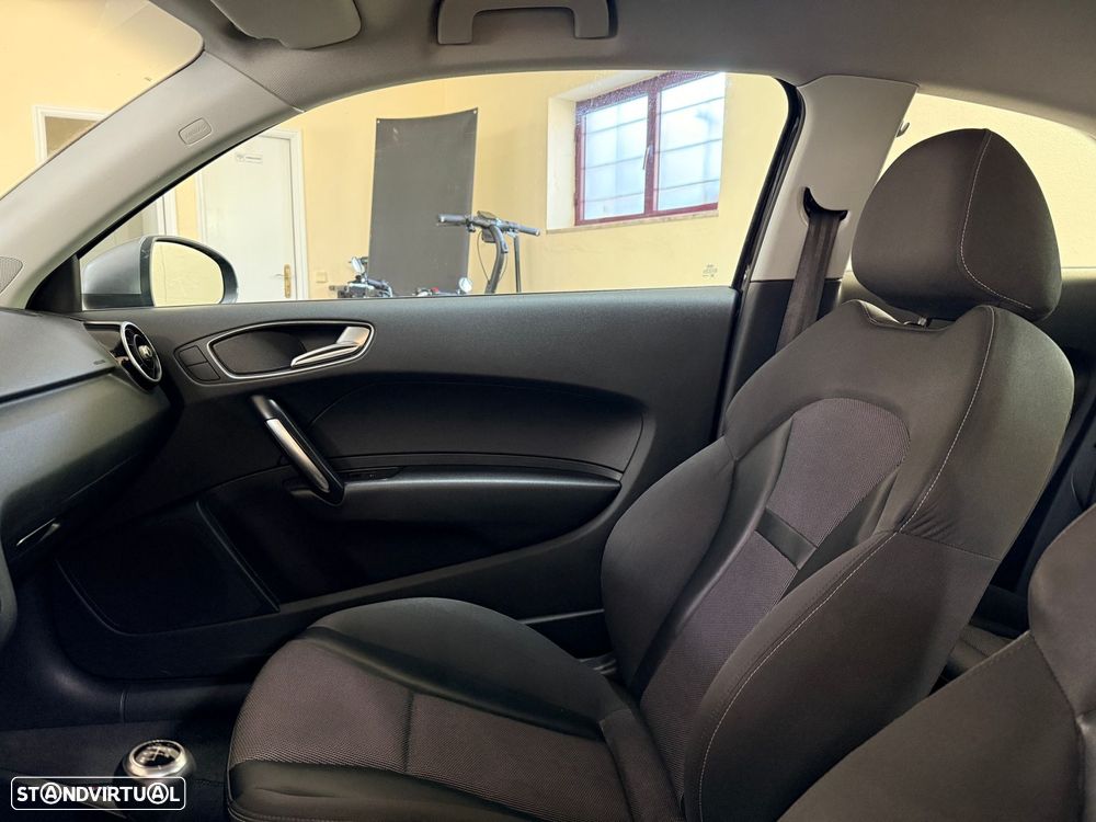 Audi A1 1.6 TDI S-line - 28