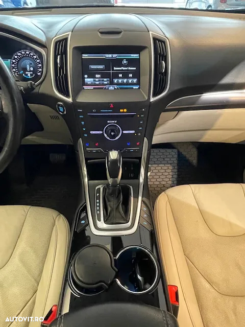 Ford Edge 2.0 TDCi Powershift Titanium - 15