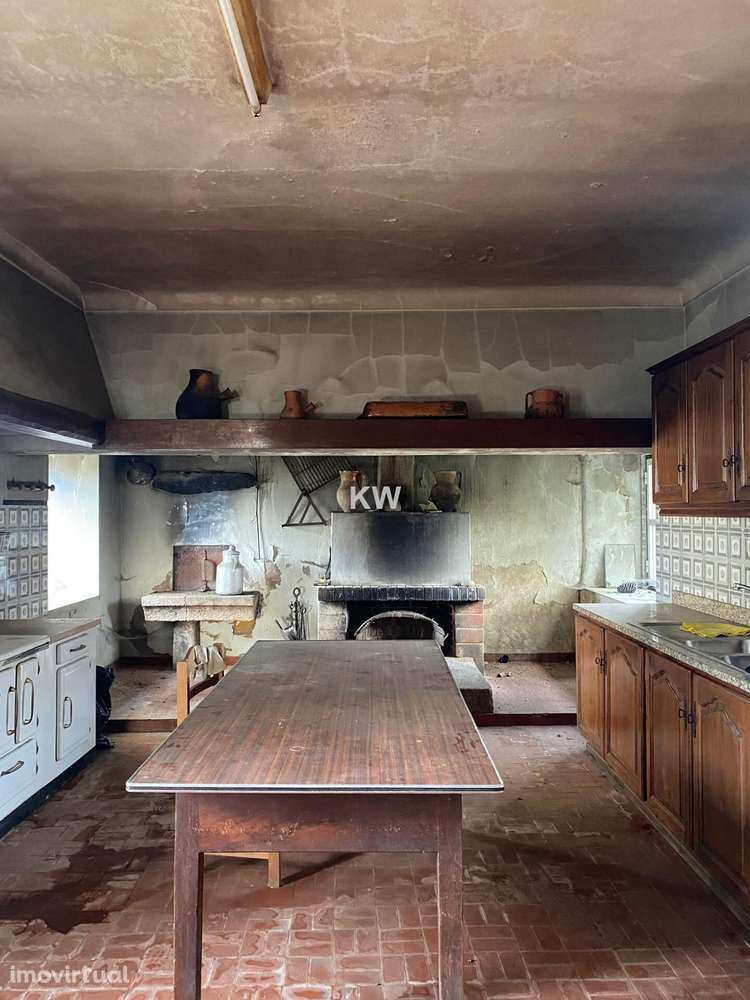 Quinta Histórica Anos 30. Tradicional com Eira, Espigueiro e Celeiro. - Grande imagem: 2/57