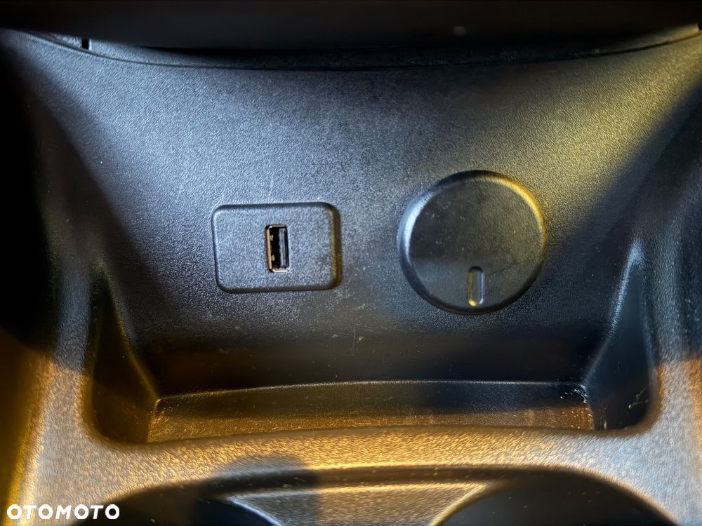 Opel Corsa 1.4 Enjoy - 23