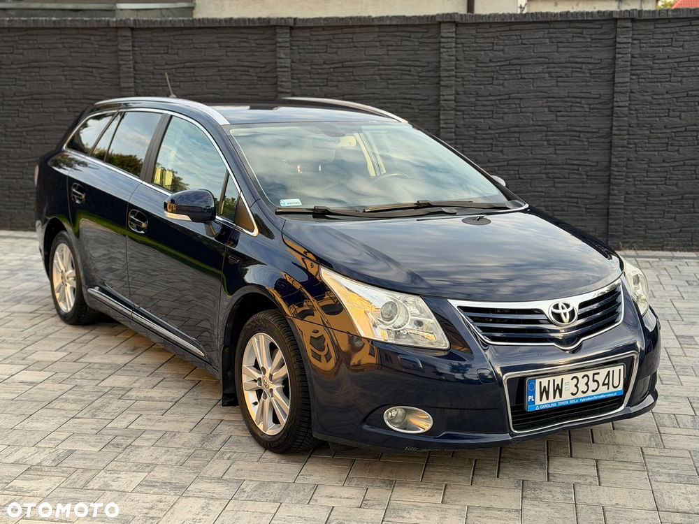 Toyota Avensis 2.0 D-4D Sol+NAVI - 1